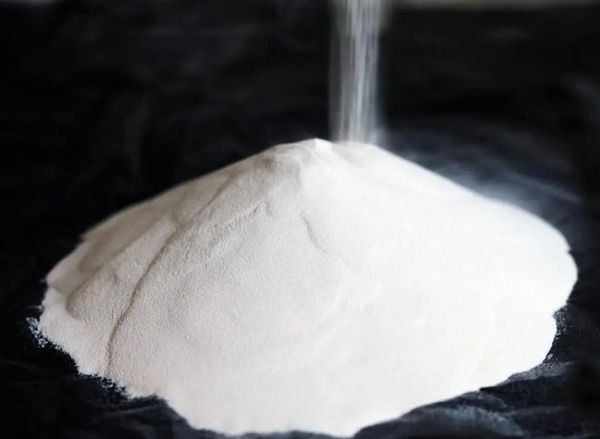 高纯易烧结氧化铝粉